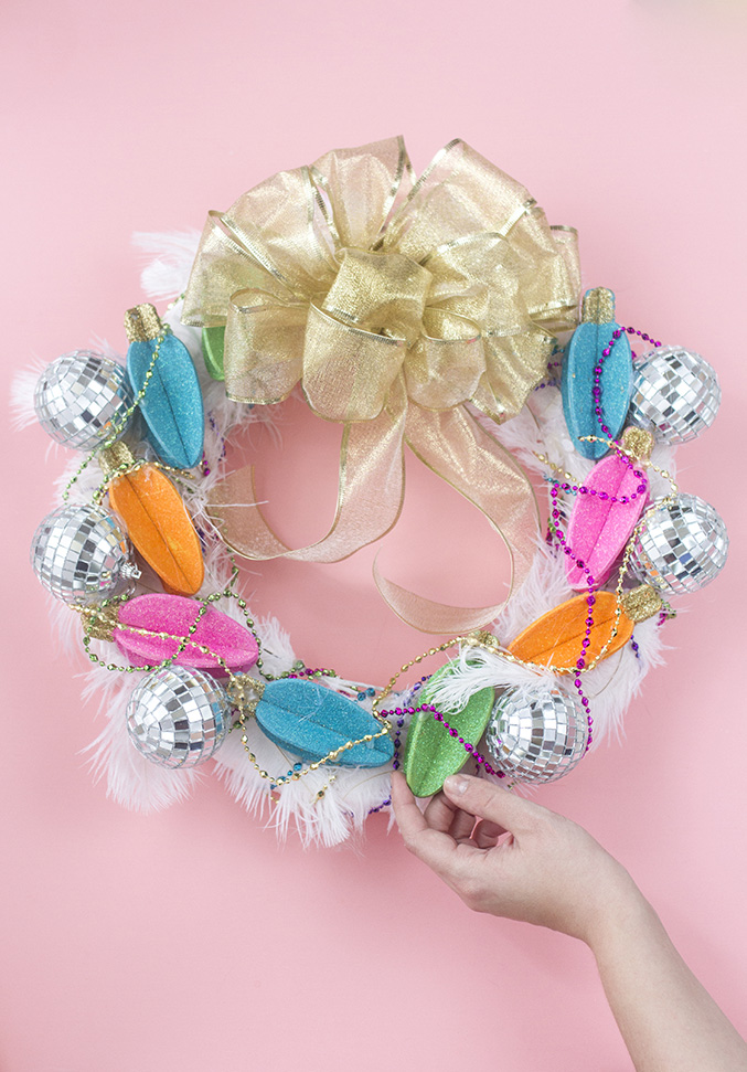 http://www.dreamgreendiy.com/wp-content/uploads/2015/11/17-32950-post/OTC-Wreath-11.jpg