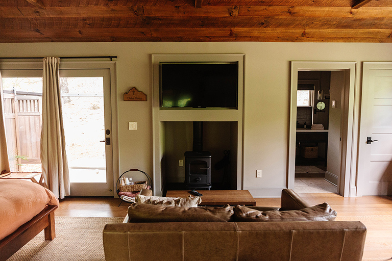 Perkins Hollow Retreat Cottage Review