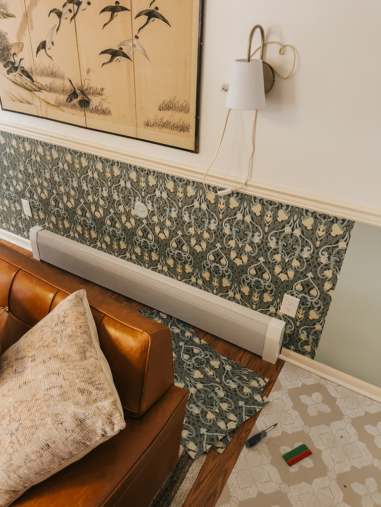 Snug Makeover Using Mixed Wallpapers