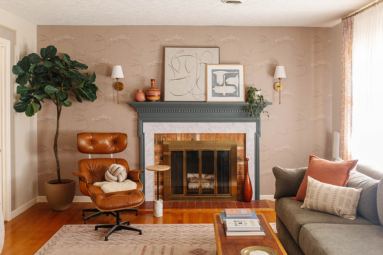 How To Decorate Your Wintertime Mantel