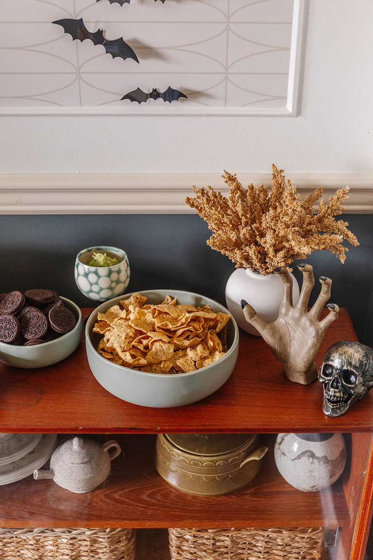 Easy Halloween Party Buffet Styling Ideas