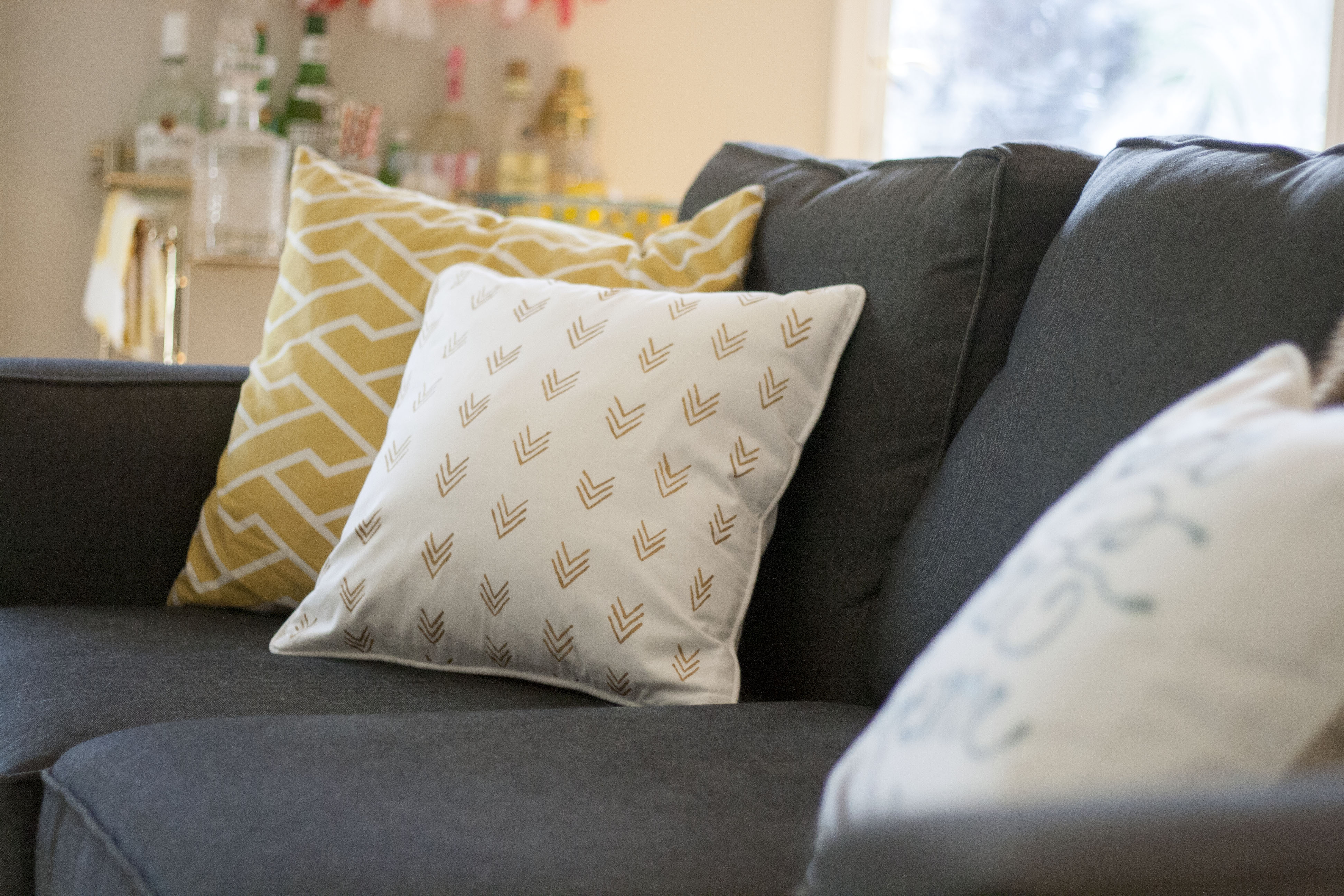Easy As D I Y Painted Pillow Cases Dream Green Diy