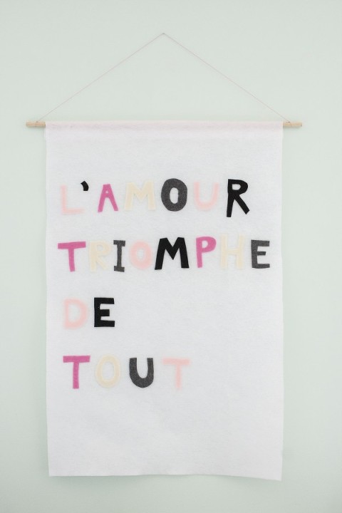DIY-Felt-Banner-11
