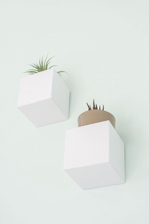 eHow-Block-Planters-10
