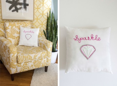 eHow-Diamond-Pillow-13