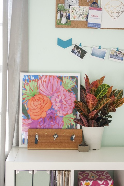 eHow-DIY-Key-Rack-16