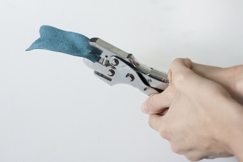 DIY-Leather-Key-Tags-07