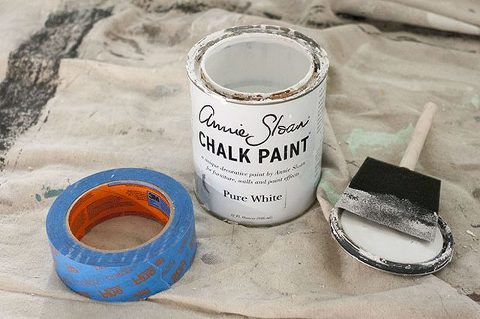 DIY Two-Tone Scarf Stand