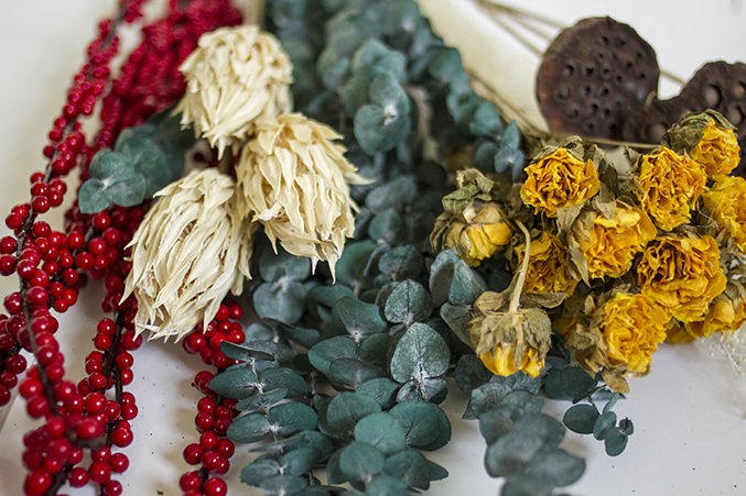 DIY-Seasonal-Wreath-02