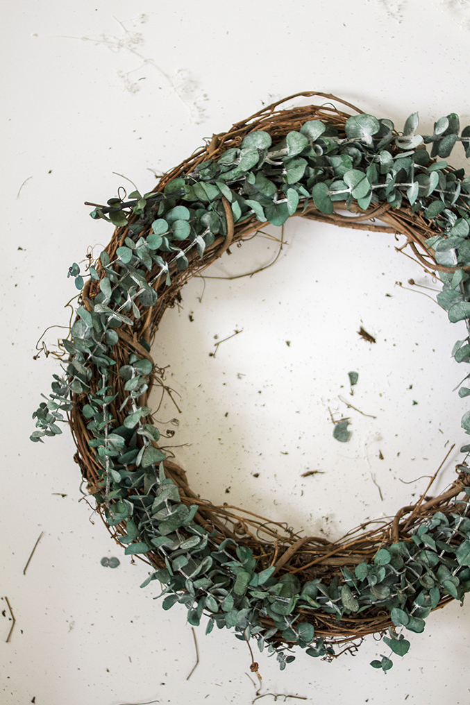 DIY-Seasonal-Wreath-10