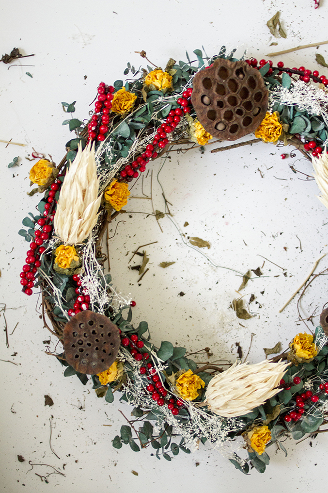 DIY-Seasonal-Wreath-30