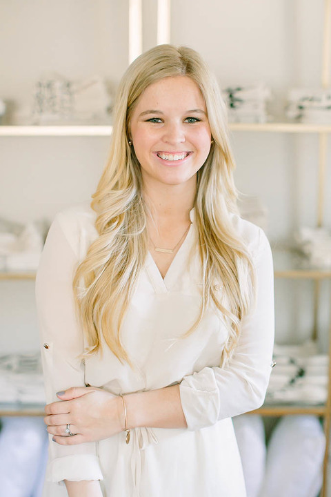 An Interview With Alyssa Thiel, Etsy Seller & Founder of Parris Chic Boutique | Dream Green DIY
