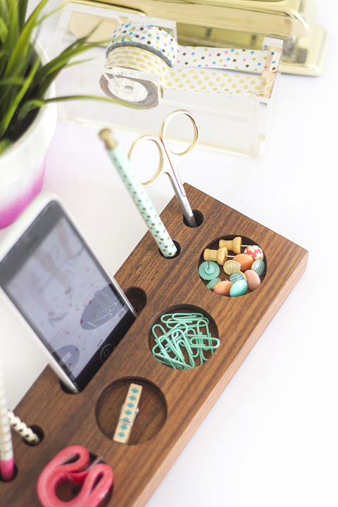 How To Make Your Own DIY Wooden Desk Caddy | Dream Green DIY