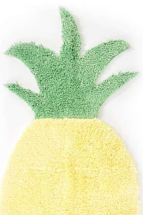 FROZZUR Pineapple Bath Mat, Non Slip Bathroom Mats, Fun Cartoon Pineapple  Bathroom Decor, Fruit Shaped Absorbent Bathtub Rug Bathroom Tub Plush  Shower