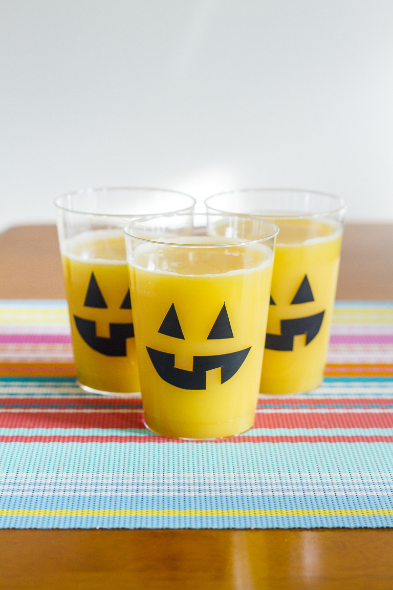 DIY Carved Pumpkin Face Glasses + Pumpkin Punch Recipe | Dream Green DIY