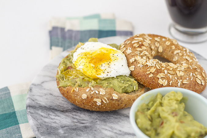 Southwestern Poached Egg Bagel Recipe | Dream Green DIY