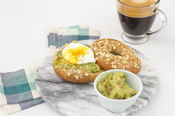 Southwestern Poached Egg Bagel Recipe | Dream Green DIY