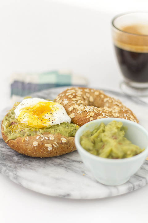 Southwestern Poached Egg Bagel Recipe | Dream Green DIY