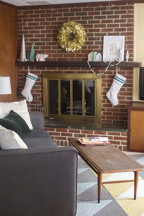 Holiday-Family-Room-2015-22