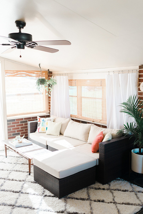 A Mid-Century Sunroom Makeover: Inspiration | Dream Green DIY (Photo: Andrea Pesce)