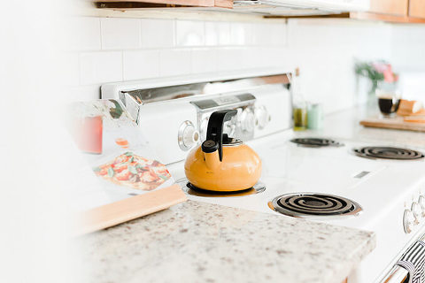 Budget Friendly Mid Century Kitchen Makeover | dreamgreendiy.com