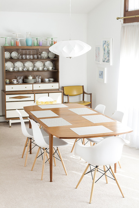 Retro Revival: Mid-Century Inspired @lampsplus Dining Room Chandelier | dreamgreendiy.com