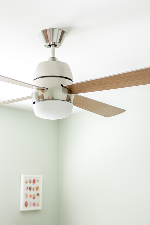 Retro Revival: Mid-Century Inspired @lampsplus Ceiling Fan | dreamgreendiy.com