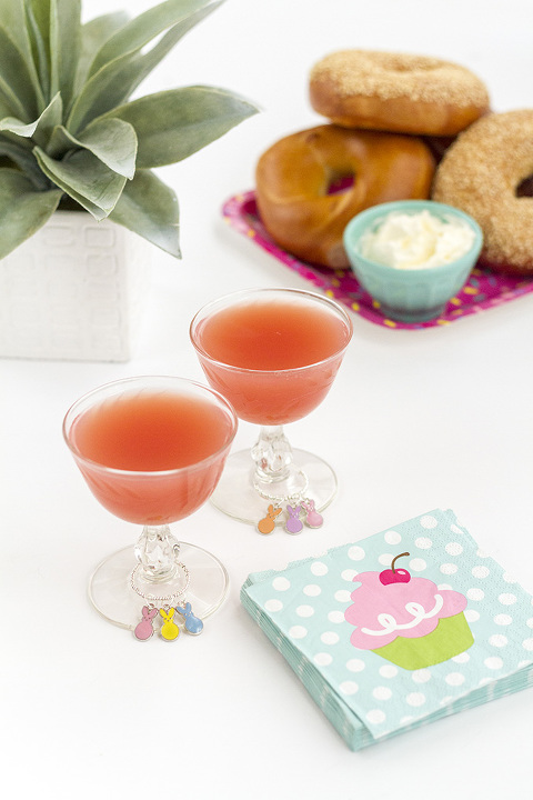 DIY Easter Wine Charm & Spring Punch Recipe | dreamgreendiy.com + @orientaltrading