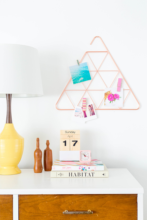 3 Uses For A Copper Triangle Scarf Holder | dreamgreendiy.com