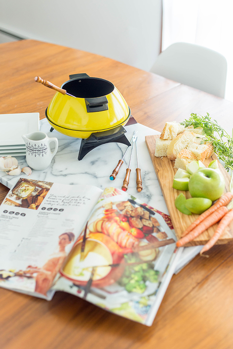 Homemade Cheese Fondue Recipe | dreamgreendiy.com + @bhg #tbt