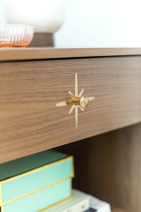 DIY Painted Mid-Century Drawer Pull Starburst | dreamgreendiy.com + @eHow