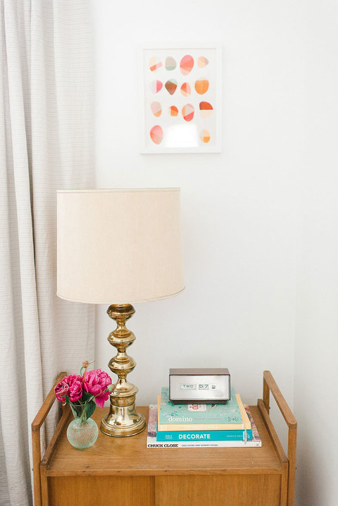 5 Multipurpose Storage Solutions For Your Guest Room | dreamgreendiy.com