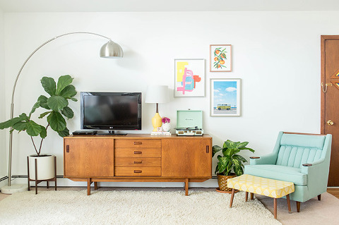 Thrifted Mid-Century Console | dreamgreendiy.com