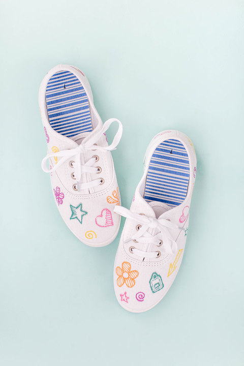 How To Make DIY Back-To-School Doodle Sneakers