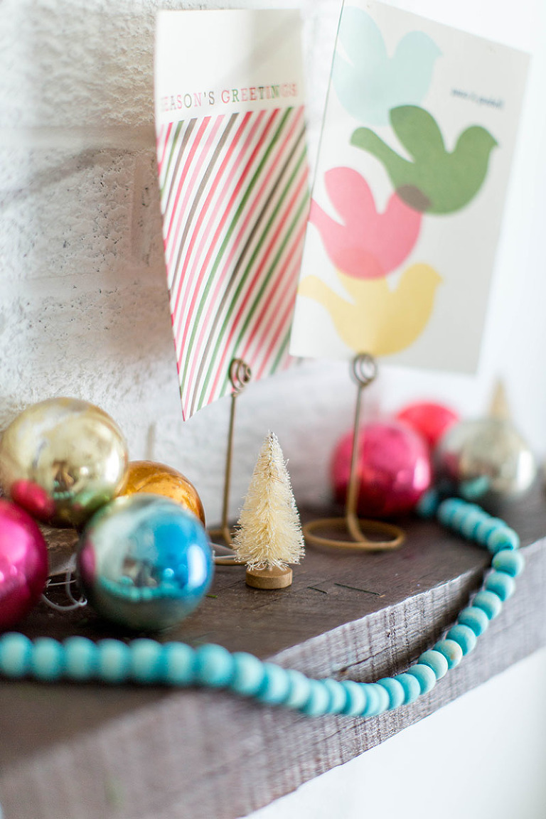 How To Style A Colorful Christmas Mantel | dreamgreendiy.com + @orientaltrading