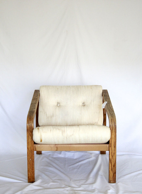 Before & After: A Thrifted Side Chair Makeover | dreamgreendiy.com