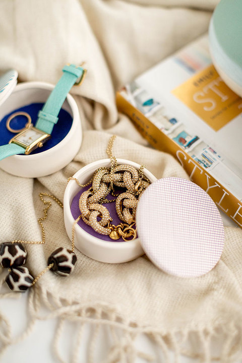 DIY Washi Tape Jewelry Box With Colorful Felt Lining | dreamgreendiy.com + @orientaltrading