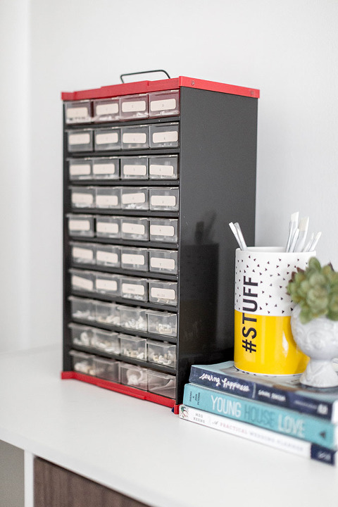 Vintage Letter Board Letters Organizer | dreamgreendiy.com