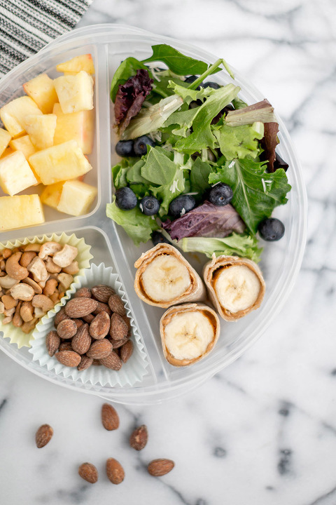 Peanut Butter Banana Roll-Ups Bento Box Lunch Recipe | dreamgreendiy.com