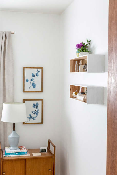 How To Make And Style DIY Painted Wall Cubbies | dreamgreendiy.com + @orientaltrading