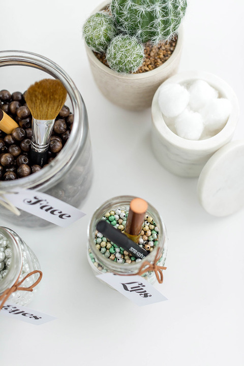 DIY Beaded Makeup Brush Holder | dreamgreendiy.com + @orientaltrading #ad