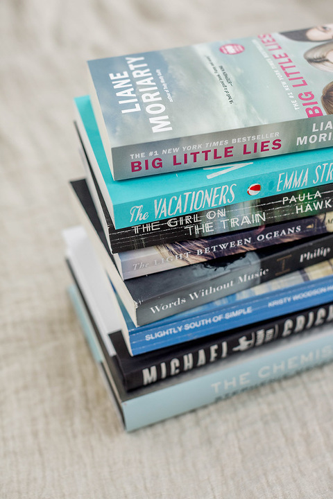 What's On My Summer Reading List | dreamgreendiy.com