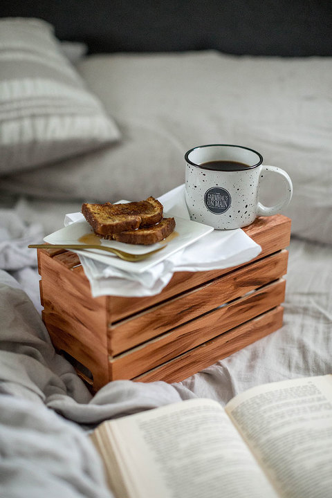 How To Antique A Wooden Crate Without Stain | dreamgreendiy.com + @orientaltrading #ad