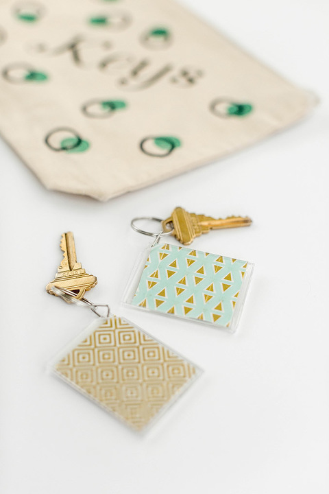 DIY Polka Dot Painted Junk Drawer Bags | dreamgreendiy.com + @orientaltrading