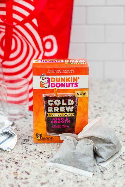 DIY Spicy Icy Pumpkin Latte Recipe | dreamgreendiy.com + Dunkin’ Donuts @ahalogy #ad