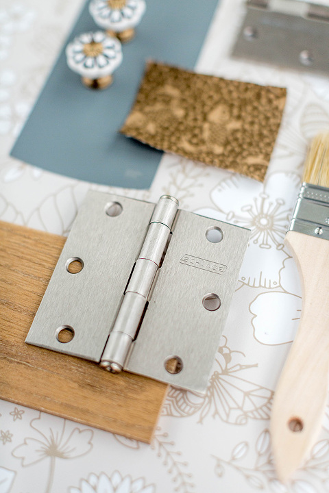 3 Hardware Finishes, 3 Different Ways | dreamgreendiy.com + @SchlageLocks #ad