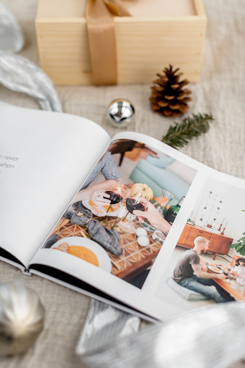 '12 Reasons Why I Love You' Photo Book Gift Idea | dreamgreendiy.com + @snapfish