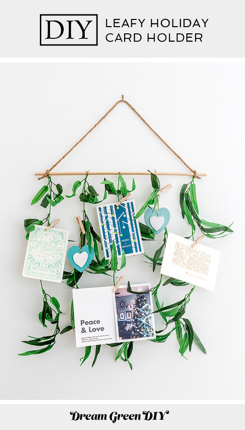 DIY Leafy Holiday Card Holder | dreamgreendiy.com + @orientaltrading