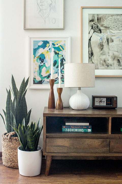 Styling A Frame TV Gallery Wall - Dream Green DIY