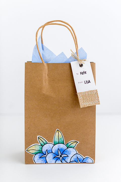 DIY Botanical Gift Bags with Printables | dreamgreendiy.com + @orientaltrading #ad